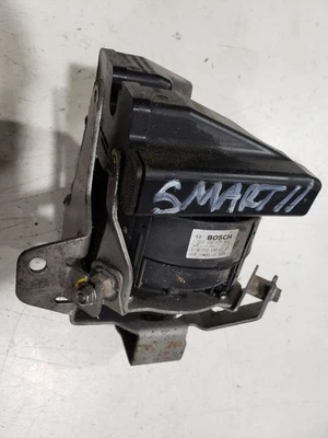 Bomba de inyección de aire - 08-15 OEM A0001406385 Foto 1 de 4