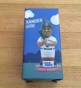 Xander Bogaerts Boston Red Sox Fenway Park SGA 13/09/17 Garden Gnomo Nuevo en caja - Imagen 1 de 3