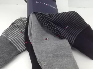 Calcetines de vestir para hombre TOMMY HILFIGER negros gris a rayas 73% algodón - paquete de 4 - $36 Precio de venta sugerido por el fabricante - Imagen 1 de 2