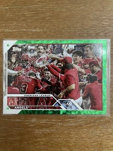2023 Topps Series 1 Los Angeles Angels (Team Card) #93 GREEN FOIL /499 Ohtani A - Picture 1 of 9