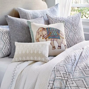 John Robshaw Vanaja Organic Queen Duvet cover - Picture 1 of 3