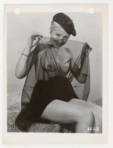 Blonde In Beret Hat 1950 Sheer Skirt Peek-A-Boo 5x4 Original Nude Photo Q9471 - Picture 1 of 2
