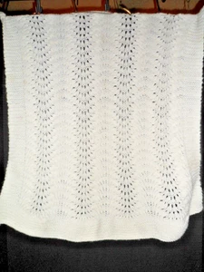 Handmade Crocheted Baby Receiving Blanket White 29 x 24 - Picture 1 of 3