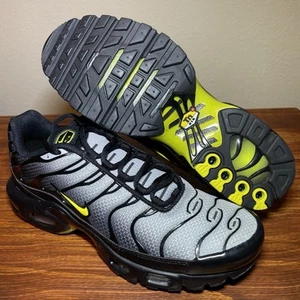 Nike Air Max Plus TN schwarz wolfsgrau gelb Herren Größe 6,5 DM0032-012 NEU - Bild 1 von 9