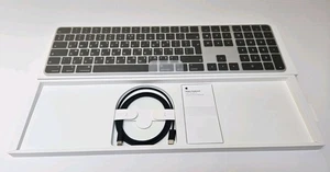 GENUINE Apple Magic Keyboard With Touch ID & Numeric Keypad - Black - NEW SEALED - Picture 1 of 10