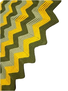 Chevron Rechteck Häkel Überwurf Afghan Decke 108x93" Zick Zack King Braun Gelb - Bild 1 von 3