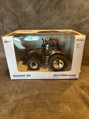 1/32 Case 380 Magnum Tractor 2014 Farm Show  Ertl Die-Cast Black Chrome Chase - Image 1 of 4