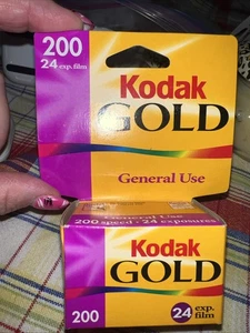 Kodak Kodacolor Gold 200 Geschwindigkeiten 24 Belichtungen 35 mm Farbfilm Pack Ablaufdatum 8/97 Neu aus altem Lagerbestand - Bild 1 von 2