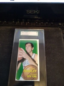 1970-1971 Topps #7 Bill Bradley Great New York Knick SGC CALIFICADO EX.+5.5 - Imagen 1 de 2