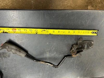 Craftsman DYT 4000 917.275900  transaxle shift handle #192502 - Image 1 of 4