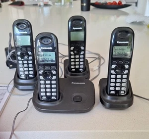 Panasonic Cordless Landline Phone / 4 Units - Zdjęcie 1 z 2