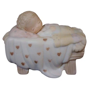 Precious Moments Figurine: E-5619 Come Let Us Adore Him (2.7") - Picture 1 of 3