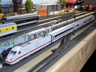 Märklin H0 29791 - ICE 2 DB - BR 402 - 4 teilig - Sound und Bordrestaurant  - Bild 1 von 4