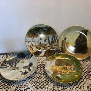 Gnome Collector Plate Set  Of 4 Secrets of the Gnomes by Rien Poortvliet RARE - Picture 1 of 9
