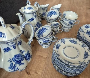 Kaffeeservice 12-teilig - handgemalt mit blauen Blumenmustern - Bild 1 von 16