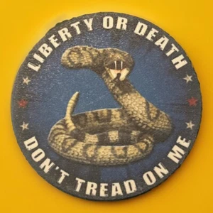 Military Challenge Coin / Chip - Liberty Or Death - Don’t Tread On Me - Picture 1 of 5