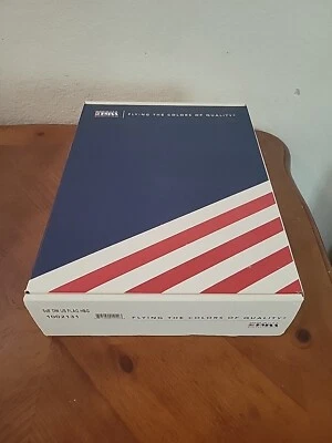 Bandera Americana 5x8 Certificada FMAA Banderas de Estados Unidos Hechas en EE. UU. Estrellas Bordadas Cosidas Foto 1 de 4