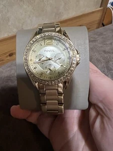 Fossil Riley Watch Day Date 38mm Gold Tone Case Dial Band ES3203 Gem Set - Picture 1 of 5