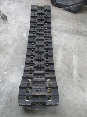 03-07 SKI DOO SUMMIT 800 REV 151 x 16 x 2" 2.52" PITCH TRACK CHALLENGER  #0829 - Image 1 of 4