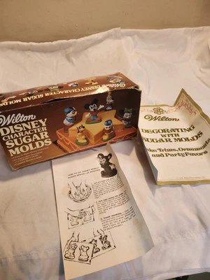 Wilton Disney Personaje Sugar Molds Juego de seis moldes Mickey Mouse 1972 De colección Foto 1 de 4