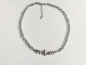Collar de cadena colgante alas de murciélago joyería gótico punk rock hombres mujeres diablo - Imagen 1 de 3
