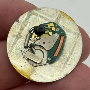 15.2mm Sovereign ETA 562.001 Partial Watch Movement Dial Hands Vintage PARTS - Picture 1 of 13