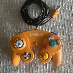 Nintendo Game Cube DOL-003 Wired Controller - Orange - Picture 1 of 5