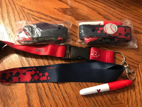 Lot 3 Los Angeles Angels MLB Lanyards  Detachable Keychain Autograph Pen Cover