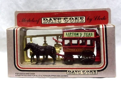 KKar LLedo - Days Gone - 04000 - Horse Drawn Omnibus - Green Seats, White Label - Image 1 of 4