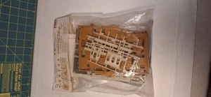 IHC Homes Of Yesterday and Today HO Scale 1/87 Brownstone House Kit 100-19 - Picture 1 of 4