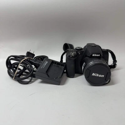 Cámara digital Nikon COOLPIX P520 18,1 MP sin obturador Foto 1 de 4