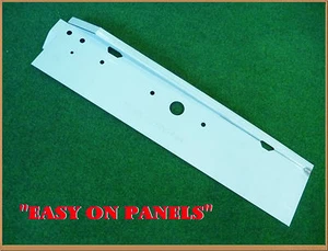 RANGE ROVER CLASSIC A POST PILLAR FINISHER PANEL muc6926 - Picture 1 of 4