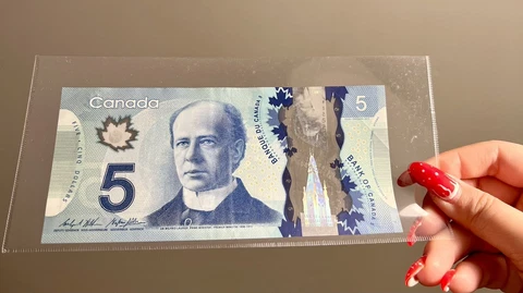 2013 $5 Canadian Dollar Bill Banknote Canada Currency AVERAGE TO GOOD CONDITION Cover