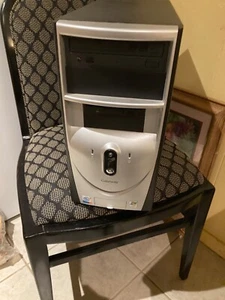 gateway pentium 4 2.6ghz 512mb ram no hard drive, - Photo 1/7