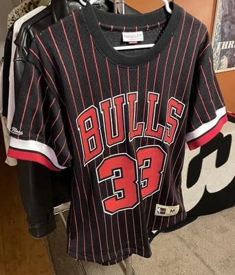 Camiseta deportiva Mitchell & Ness Chicago Bulls para hombre mediana Scottie Pippen años 2000 Y2K Foto 1 de 4