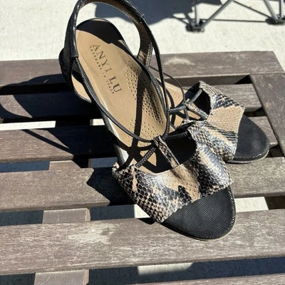 Сандалии с ремешками ANYI LU на танкетке кожа змея ручной работы Италия размер ЕС 38 / США ~7-7,5 - Изображение 1 из 4