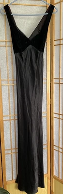 Vestido halter ZUM ZUM para mujer pequeño 5-6 años 90 Y2K negro terciopelo verde satinado gótico graduación Foto 1 de 4