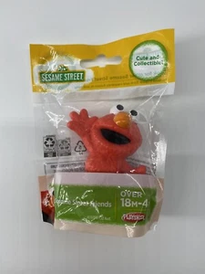 2013 Hasbro Sesame Street Elmo 2.5" Plastic Figure Toy - Picture 1 of 2