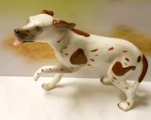 Lefton Pointer 8446 RANGER Dog Figurine 1950S JAPAN RED/WHITE SPOTTED WIND BLOWN - Picture 1 of 4