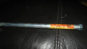 suzuki ts,tm,sp nos rear wheel pivot shaft nos 61211-16500 - Picture 1 of 1
