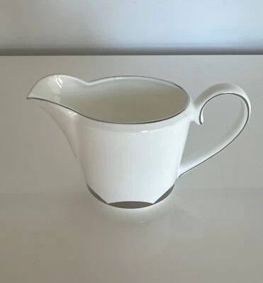 Vera Wang Lotus Platino Crema Hueso China Por Wedgwood NUEVO Foto 1 de 4