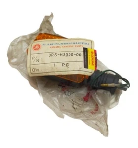 Genuine Yamaha RXZ RXZ135 Fit RXS RX115 YT115 Front Flasher Light Assy Nos - Picture 1 of 5