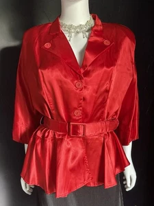 Vintage Kirschrot Satin Gürtel Jacke Knopfdetails Schößchen Taille Retro Chic - Bild 1 von 8