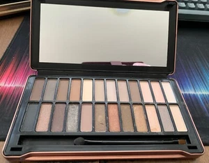 4 Packungen verschiedene Lidschatten Make-up, EMORI, Nabi, viele Farben - Bild 1 von 12