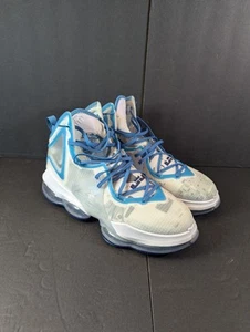 Size 13 - Nike Space Jam - LeBron 19 Sweatsuit dc9338-100 - Picture 1 of 9
