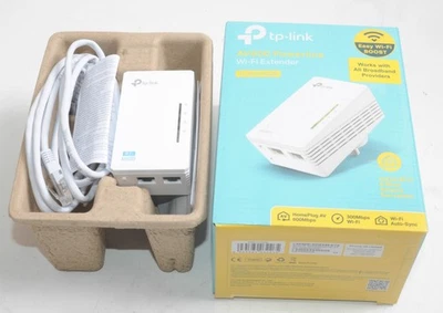 TP-Link AV600 Powerline Wi-Fi Extender Kit - Image 1 of 2