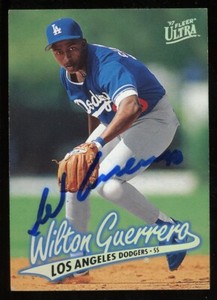 1997 Fleer Ultra WILTON GUERRERO Signed Card autograph AUTO DODGERS