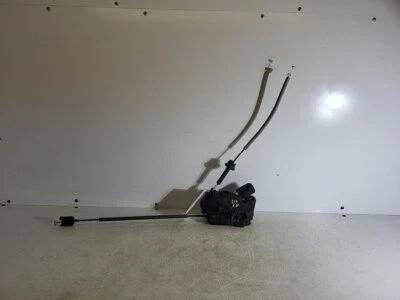 Cerradura de puerta mecánica lado pasajero delantero Audi A1 hatchback 5 puertas 2018-2022 L12 Foto 1 de 4