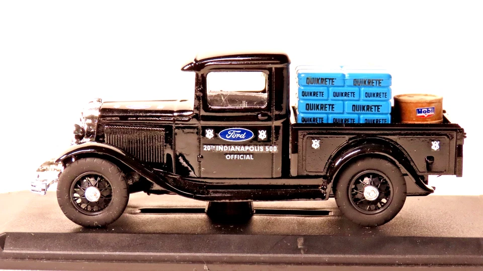 LIGOR 1934 Ford Pick Up Indy Pace car Black scale 1:43 INV# 5004 - Image 1 of 4