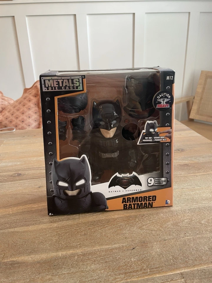 Jada Toys Metals Die Cast DC Comics Batman V Superman Armored Batman M12